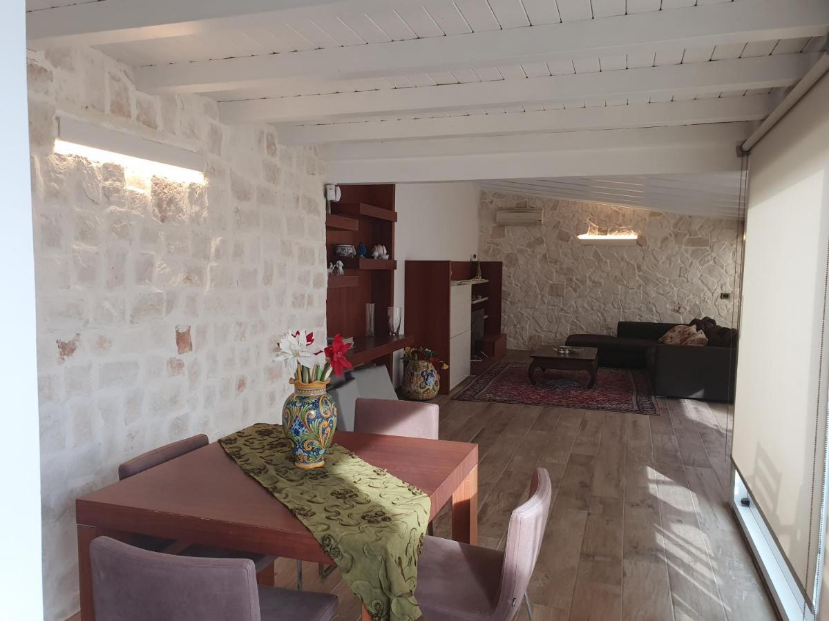 Palazzo Giufa Apartment Сиракуза Екстериор снимка