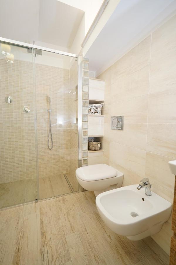 Palazzo Giufa Apartment Сиракуза Екстериор снимка